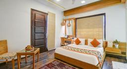 Qotel Signature Lavish Inn in Delhi