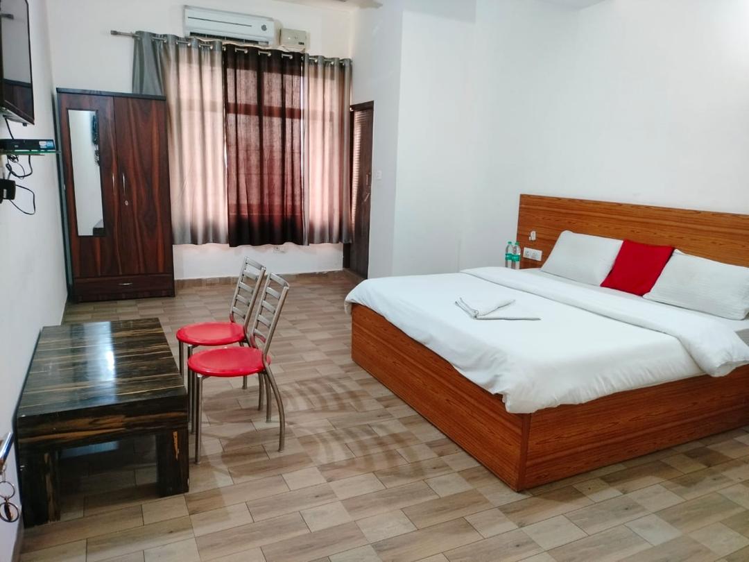 Hotel The Rejoice in Noida