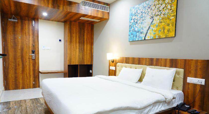 Hotel Devs Inn in Vijayawada
