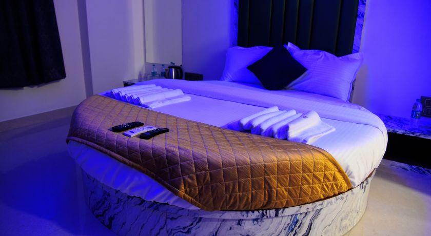 Hotel Edition Blue in Mumbai