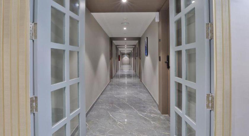 Hotel Shivashish in Ahmedabad