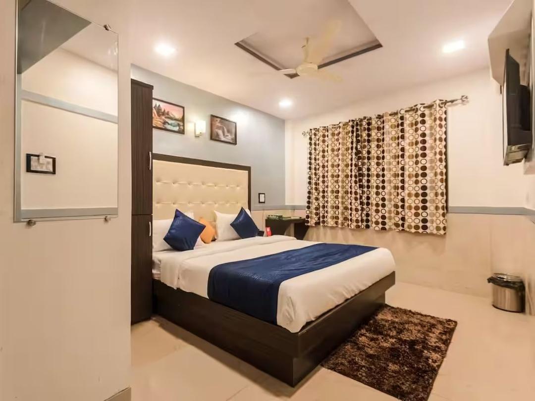 Hotel Akasa Inn in Mumbai