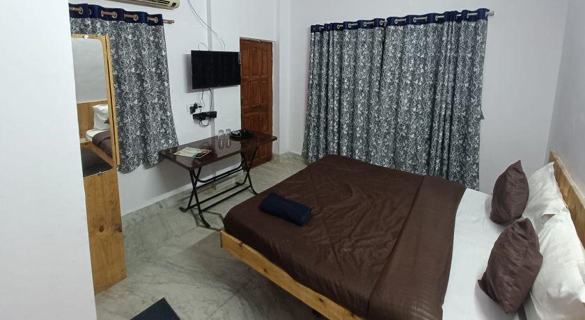 Peaceful Studio Redwing in Panvel