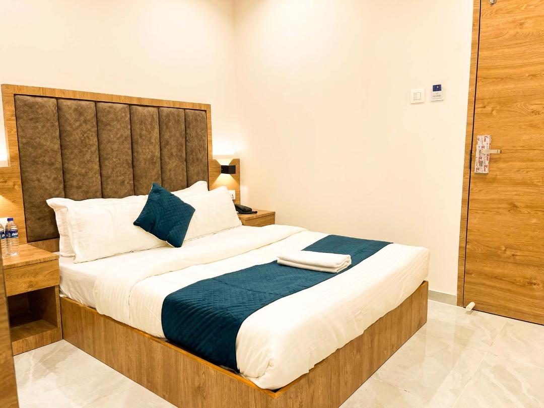 Hotel Grand Executive in Mumbai