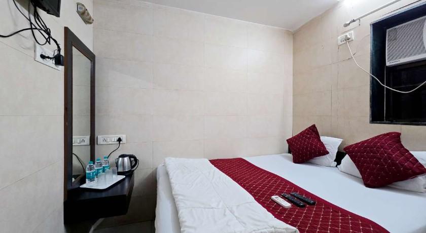 Hotel Kamal in Mumbai