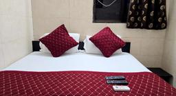 Hotel Kamal in Mumbai