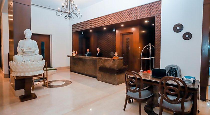Bel-La Monde Hotel NH8 in Delhi