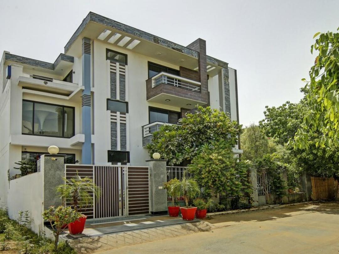 Hotel Blue Moon Residency Near Huda Metro Station in Gurgaon