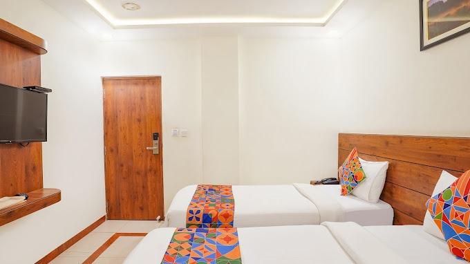 Hotel Savi Inn in Bangalore