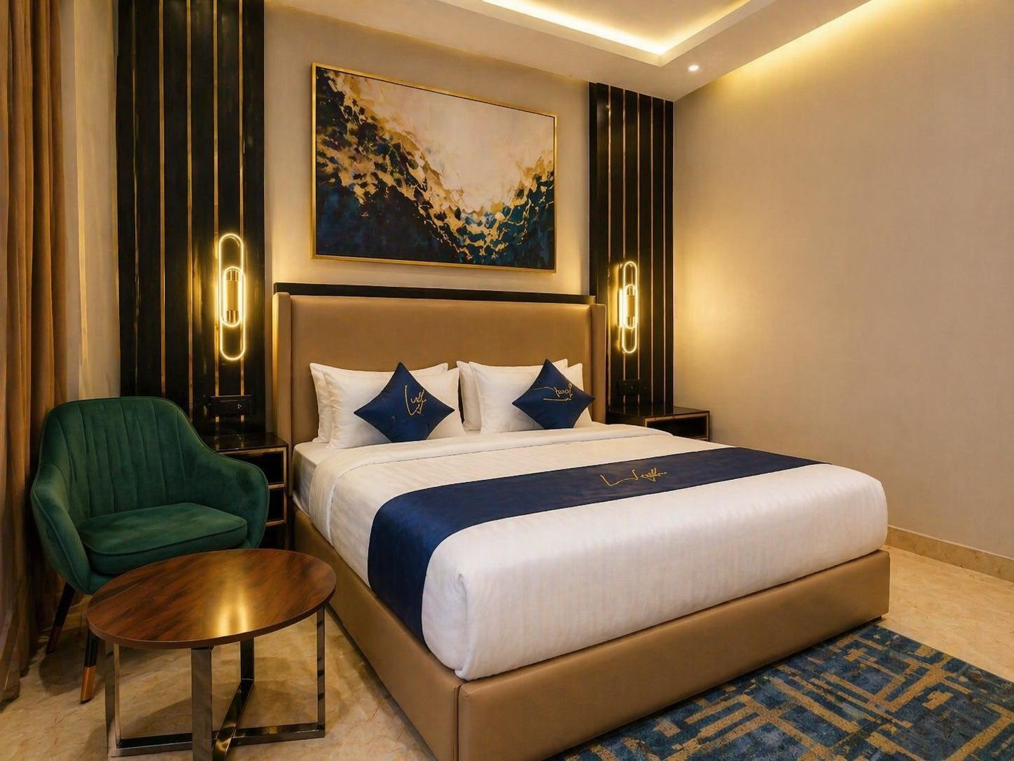 Aquila Grand Suites in Noida