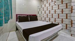 Taj Lodging and Boarding in Mumbai