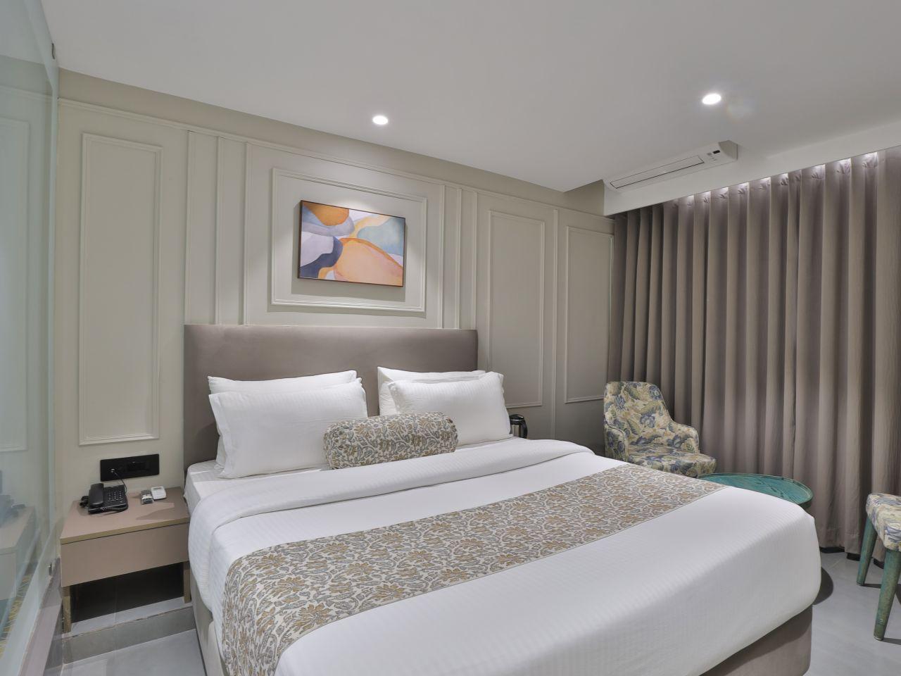 Hotel The Grand Suites in Ahmedabad
