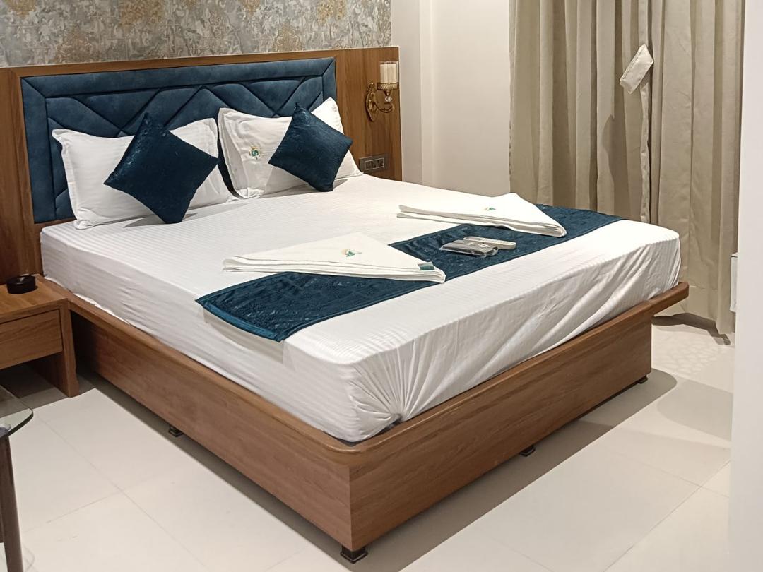 Hotel Status Residency in Navi Mumbai