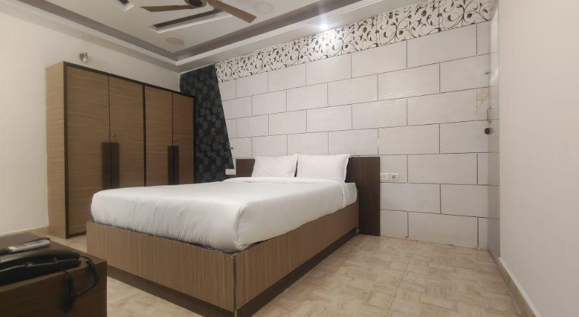 Blessings Select Periamet in Chennai