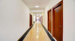 Hotel Golden Petals in Noida