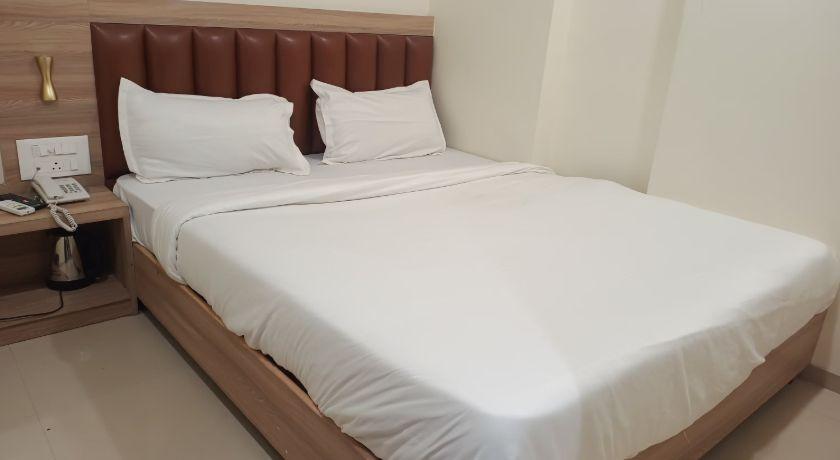 Hotel Preston Inn in Mumbai