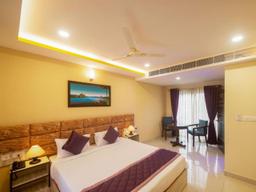 Zenith Hotel Hebbal in Bangalore