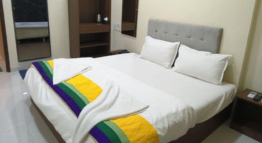 Hotel Lexus.5 in Mumbai