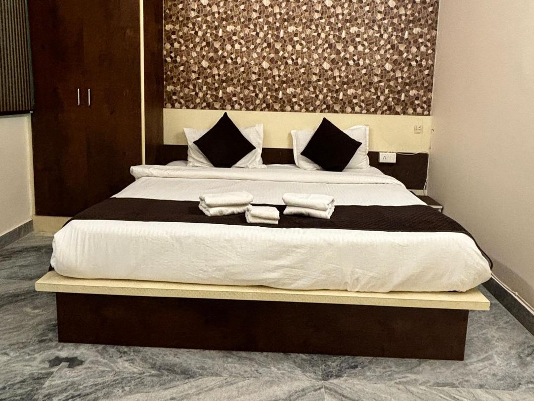 Hotel Arya Inn in Jaipur