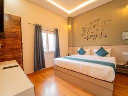 Palm Hotel Mansarovar in Jaipur