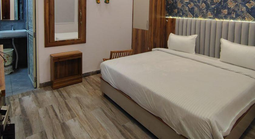 Hotel Strawberry in Chandigarh