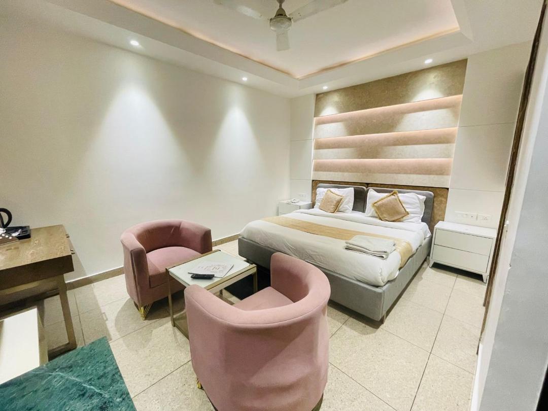 Hotel Dev Palace in Delhi