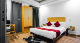 Saltstayz Express - Golf Course Road and DLF Phase-1 in Gurgaon