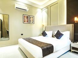 Saltstayz Select - Pitampura in Delhi