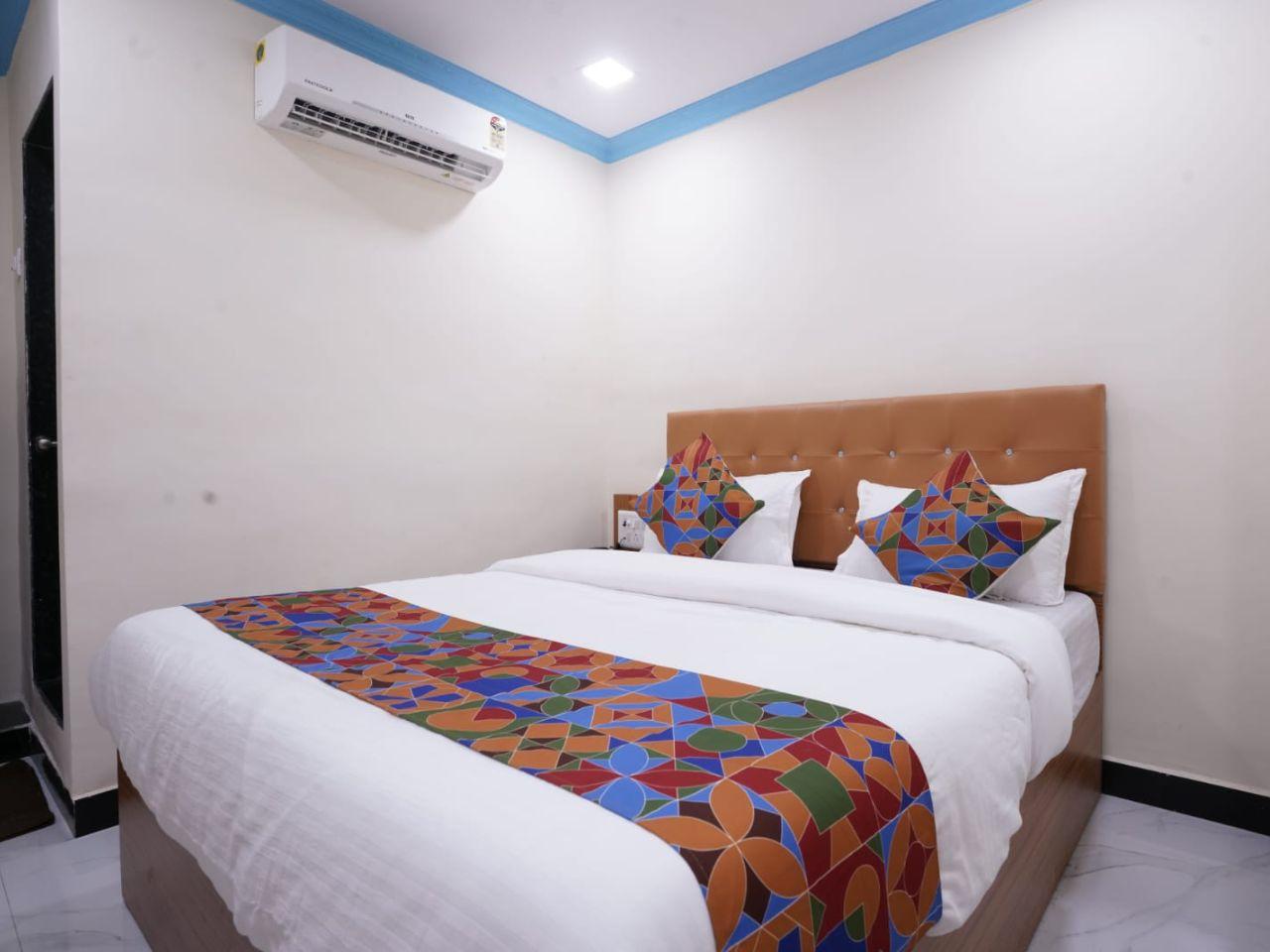 Hotel Raj Palace in Mumbai