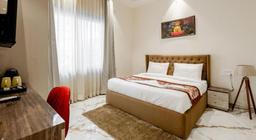Lime Tree BNB | Pari Chowk in Noida