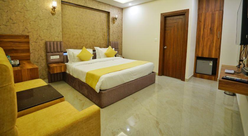 Hotel Golden Orchard in Dehradun