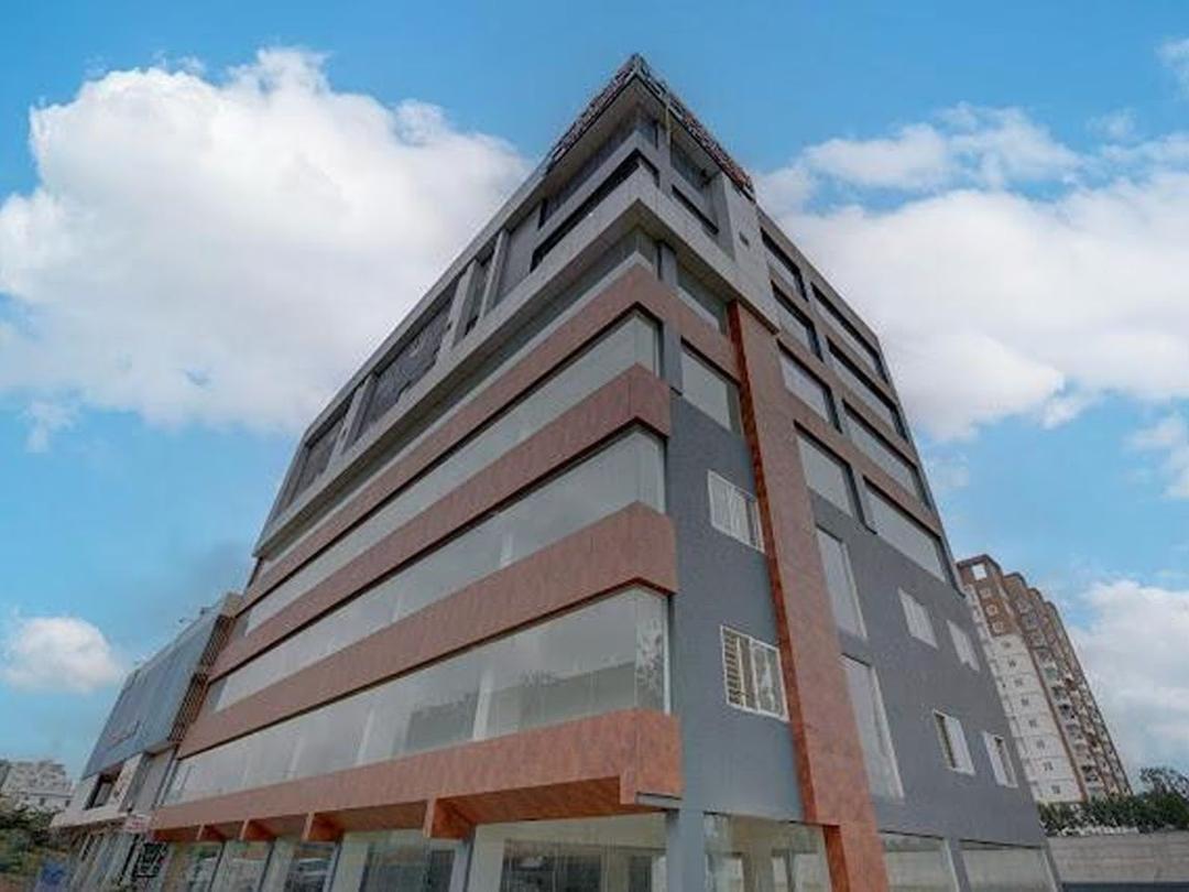 Hotel Tree Suites Next Airport Inn in Bangalore