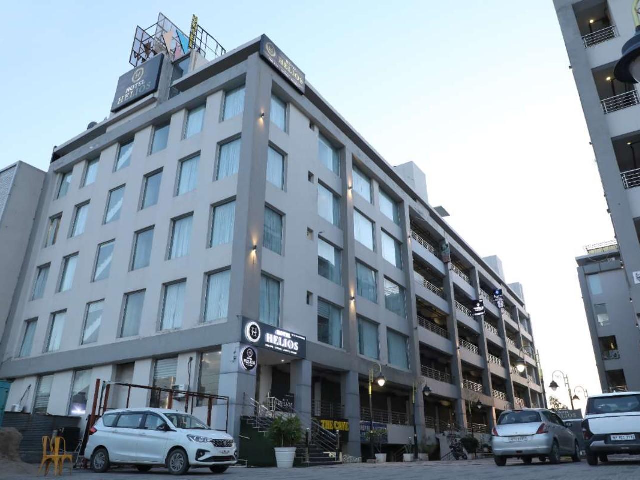 Hotel Helios in Zirakpur
