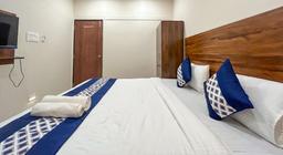 Hotel Three Waves in Hyderabad