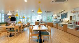 Bloom Hotel BKC Kalina in Mumbai
