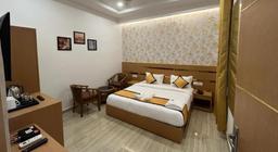 Hotel Royal Casa in Lucknow