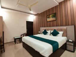 Hotel Advantage Inn in Prayagraj