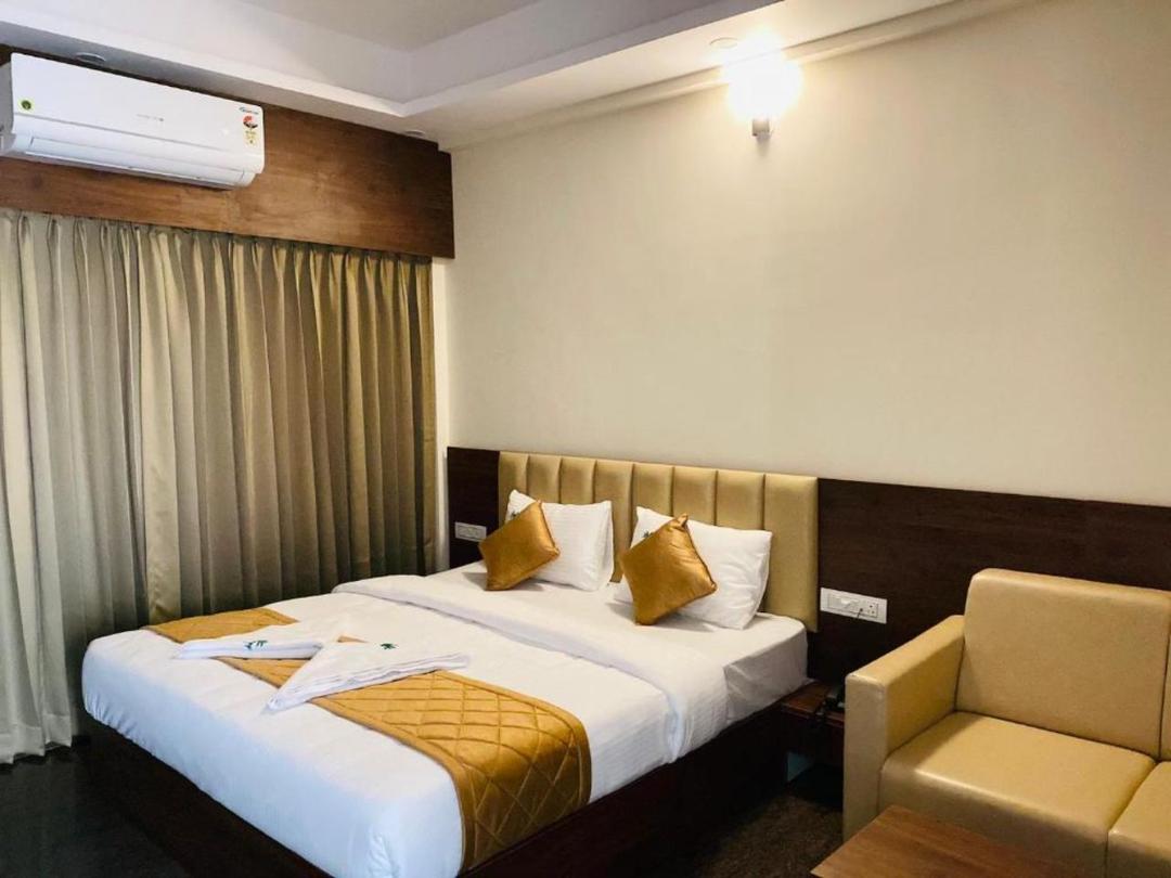 Hotel Sahara Tree in Bangalore