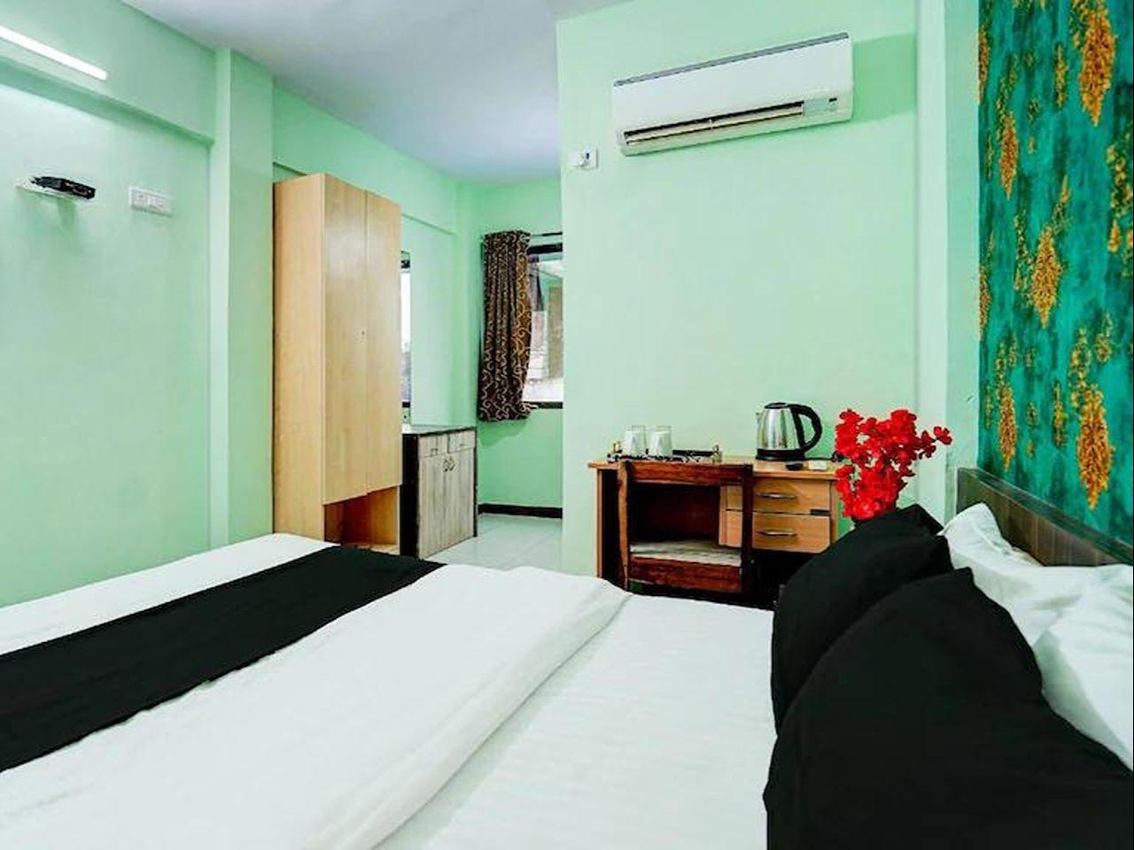 Hotel Seaside Inn in Vasai Virar