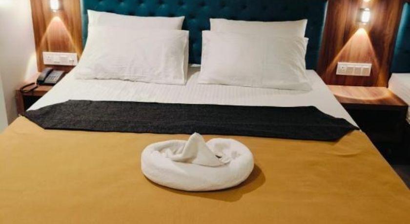 Ashraya Lodging and Boarding in Thane