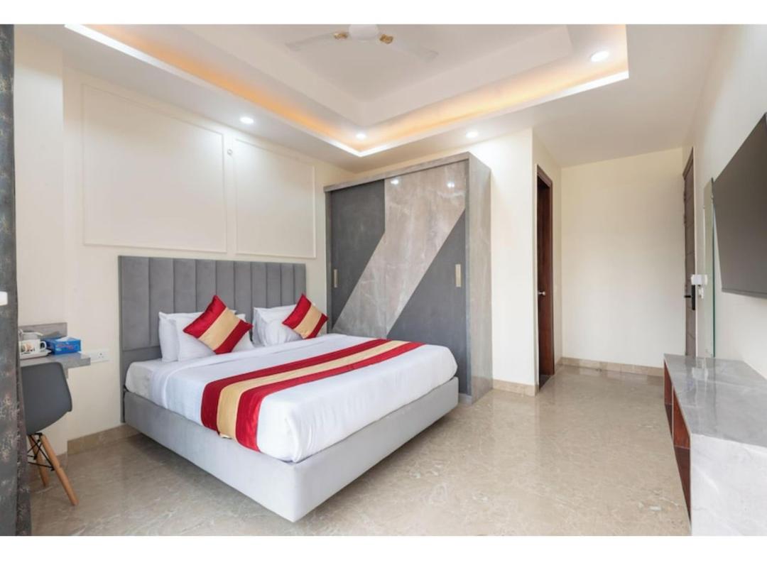 Comfort N Stay INN Suites in Gurgaon