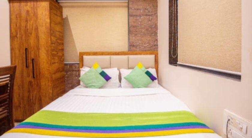 Hotel Amber Imperial in Mumbai