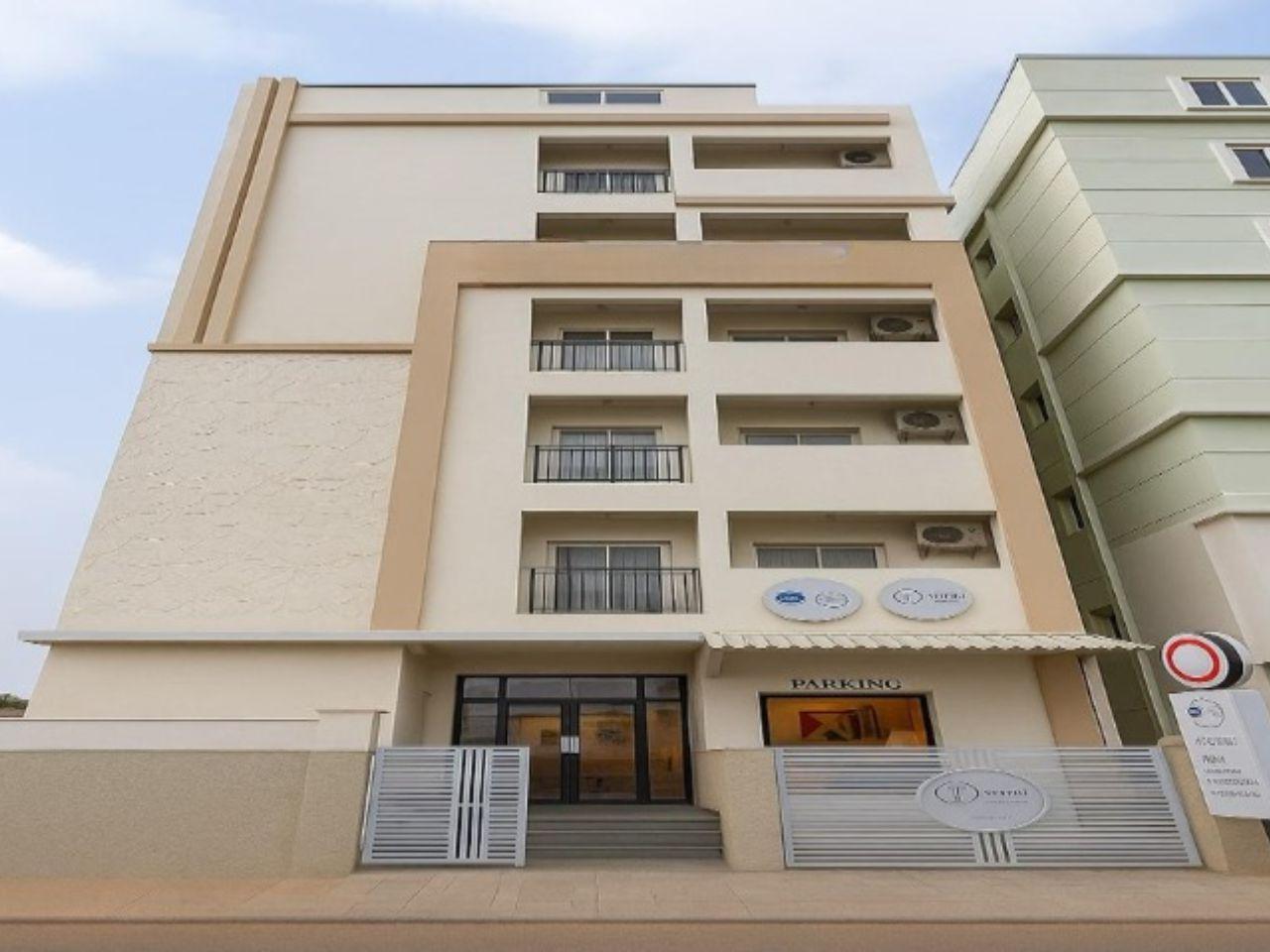 Hotel Cozy Prime Madhapur in Hyderabad