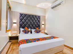 Hotel Riza International in Mumbai