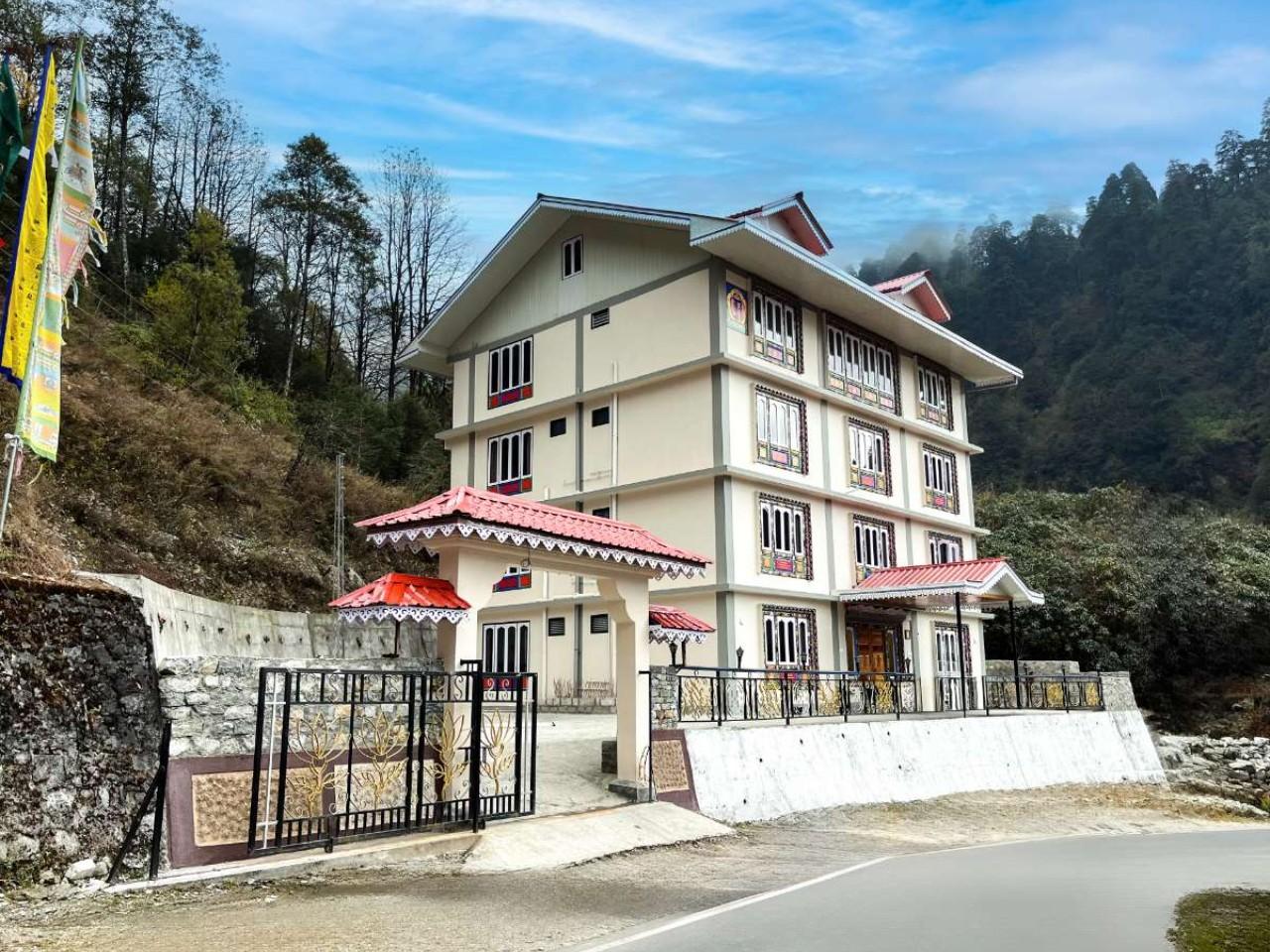 Sumitel Sonam Lachung in Lachung