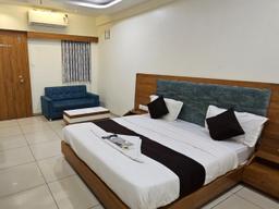 Hotel Akshar Palace in Vadodara