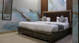 Hotel Grand Inn in Delhi
