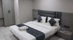 Hotel Laxus in Ahmedabad