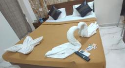 Hotel Red Rose in Vasai Virar
