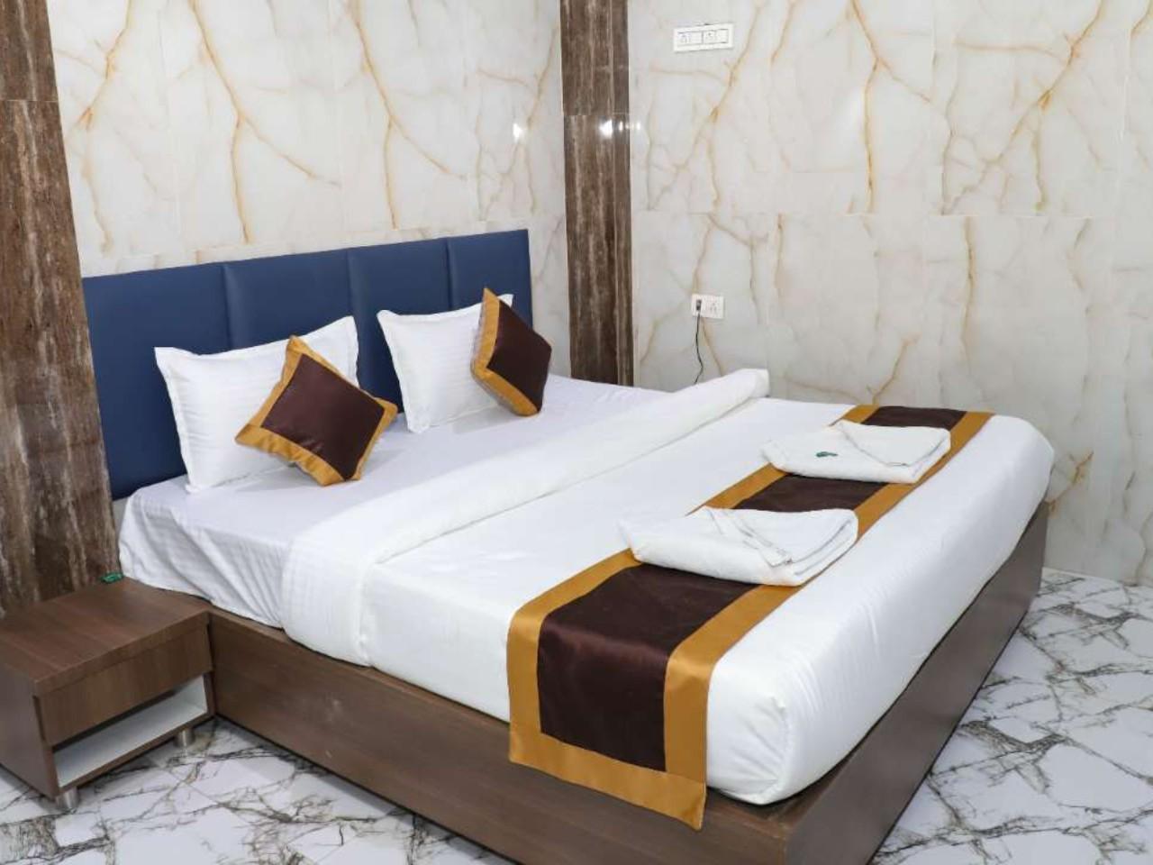 R.K Hotel in Vasai Virar